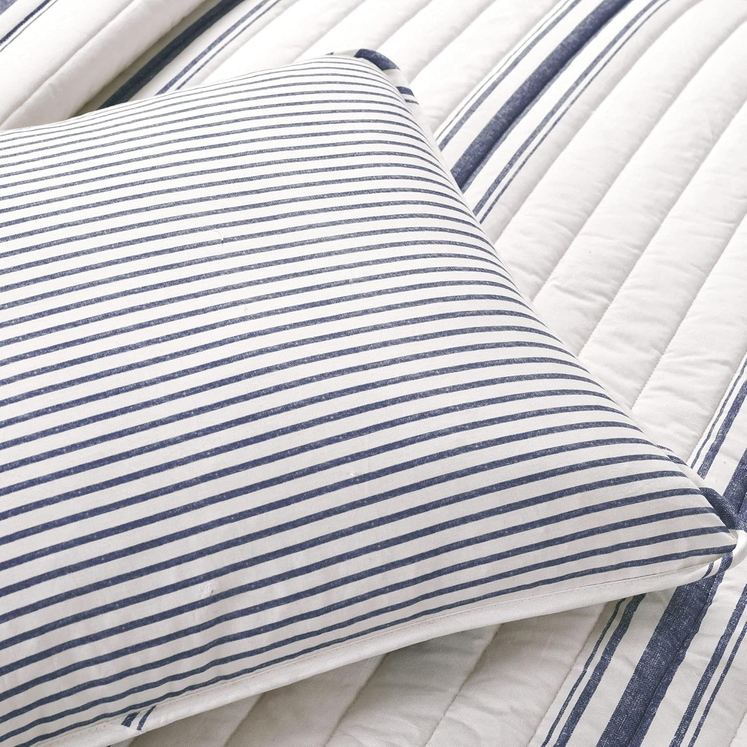Reversible Farmhouse Stripe Quilt Set – Twin XL